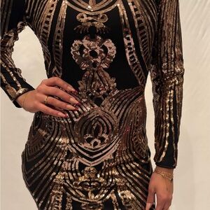 Elegant Black and Gold Sequin Long Sleeve Dress